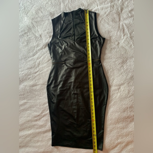 AX Paris, black bodycon, almost vampiric neckline and collar, sexy dress - Picture 7 of 10